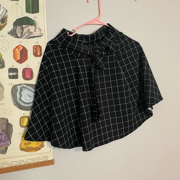 Checkered mini skater skirt with tie at waist - Picture 1 of 3